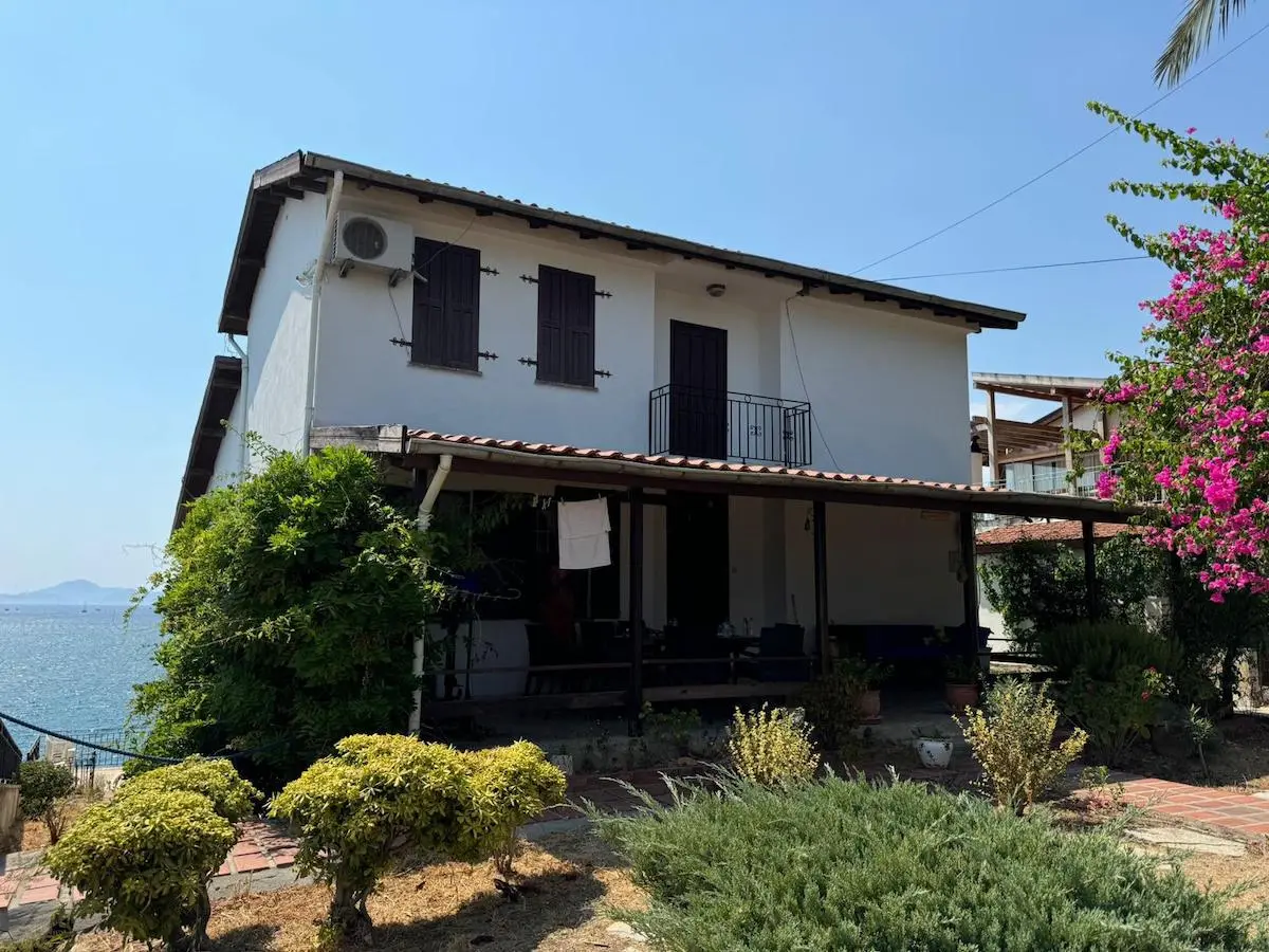Real estate on Sovalye Island